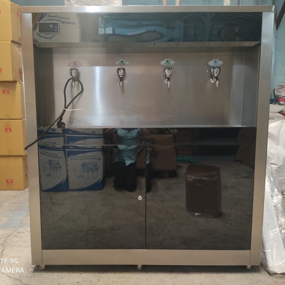 Máy lọc nước RO Bán Công nghiệp Nóng Lạnh AQUA (50 lít/giờ)